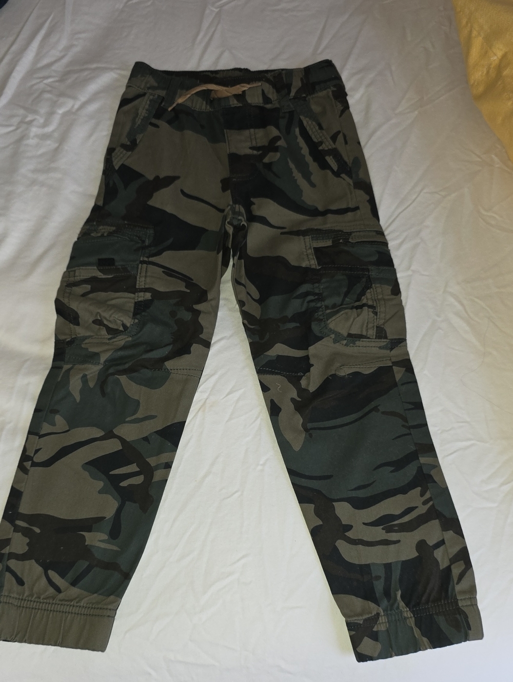 Camouflage Cargo Jogger Pants - Olive/Black